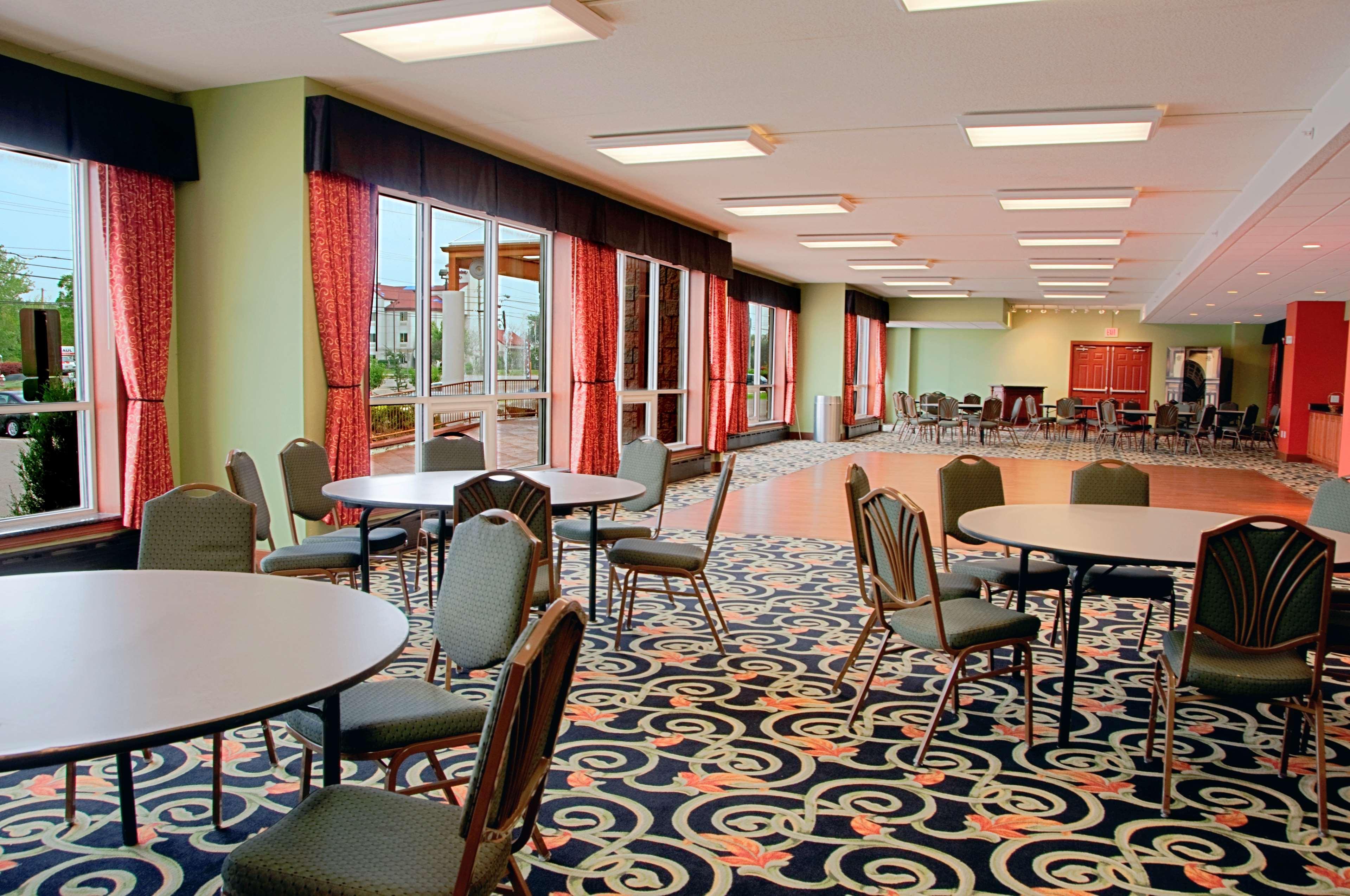 Best Western Plus Sandusky Hotel&Suites Exterior foto